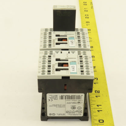 Siemens 3RH1122-2BB40 Motor Starter Contactor Relay Lot Of 2