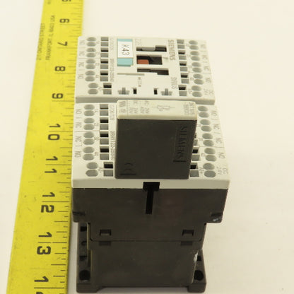 Siemens 3RH1122-2BB40 Motor Starter Contactor Relay Lot Of 2
