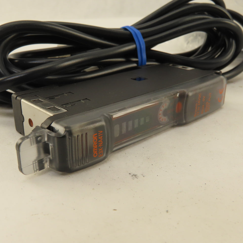 Omron E3X-NA41V E32-DC200 Fiber Optic Photo Electric Switch Amplifier 2M Cable