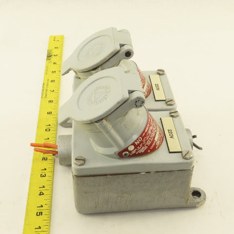 Appleton EFSR-20232 20A 250VAC Interlocked Hazardous Location 2 Gang Plug Box