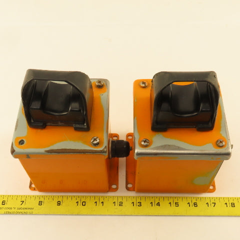 Banner Momentary Action Touch Button 2 Hand Sensor Controls 10-30VDC Lot Of 2