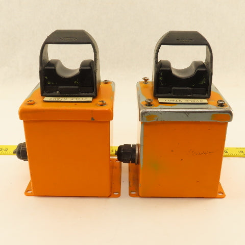 Banner Momentary Action Touch Button 2 Hand Sensor Controls 10-30VDC Lot Of 2