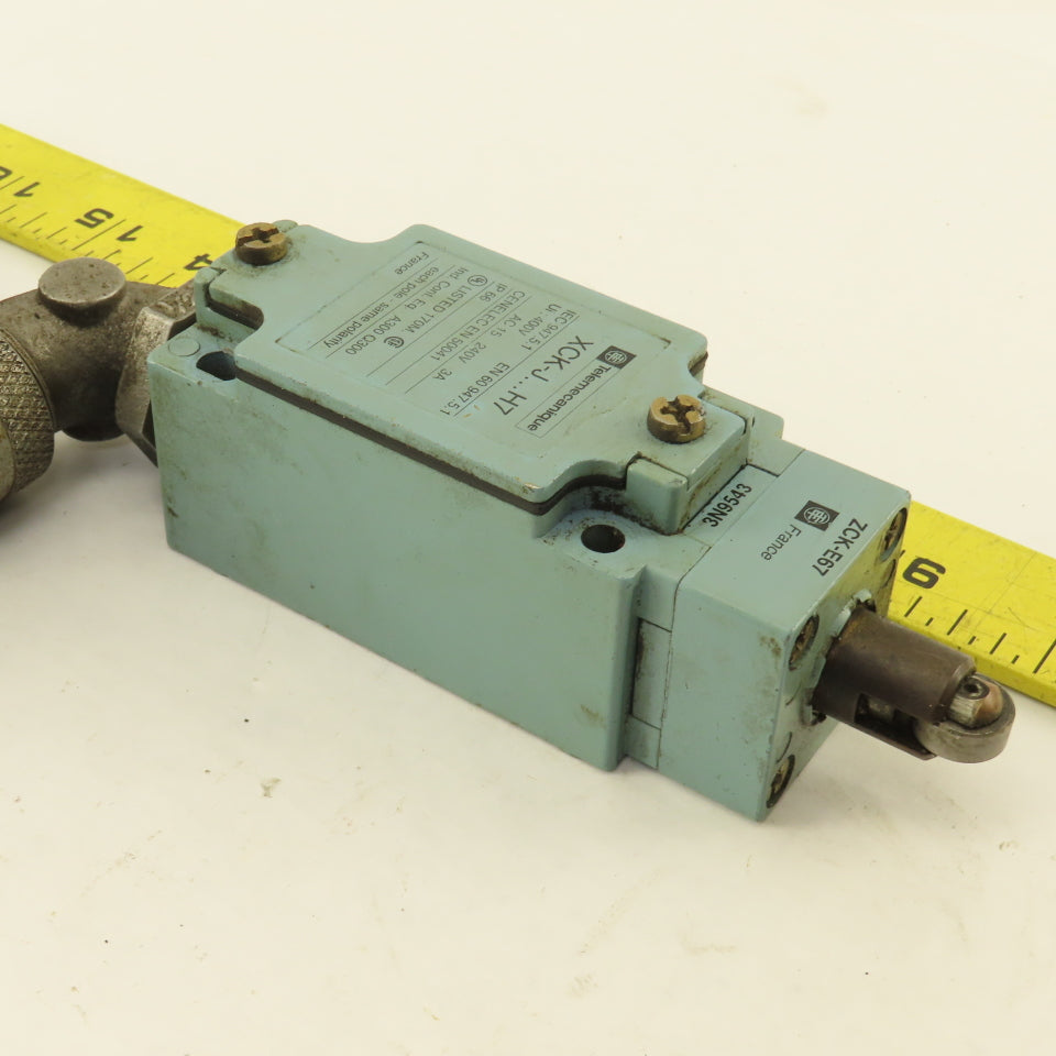 Telemecanique XCK-J H7 240V 3A Plunger Limit Switch