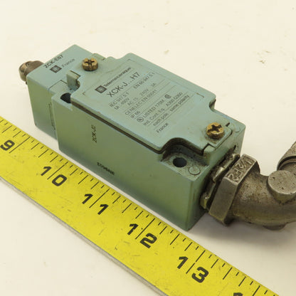 Telemecanique XCK-J H7 240V 3A Plunger Limit Switch