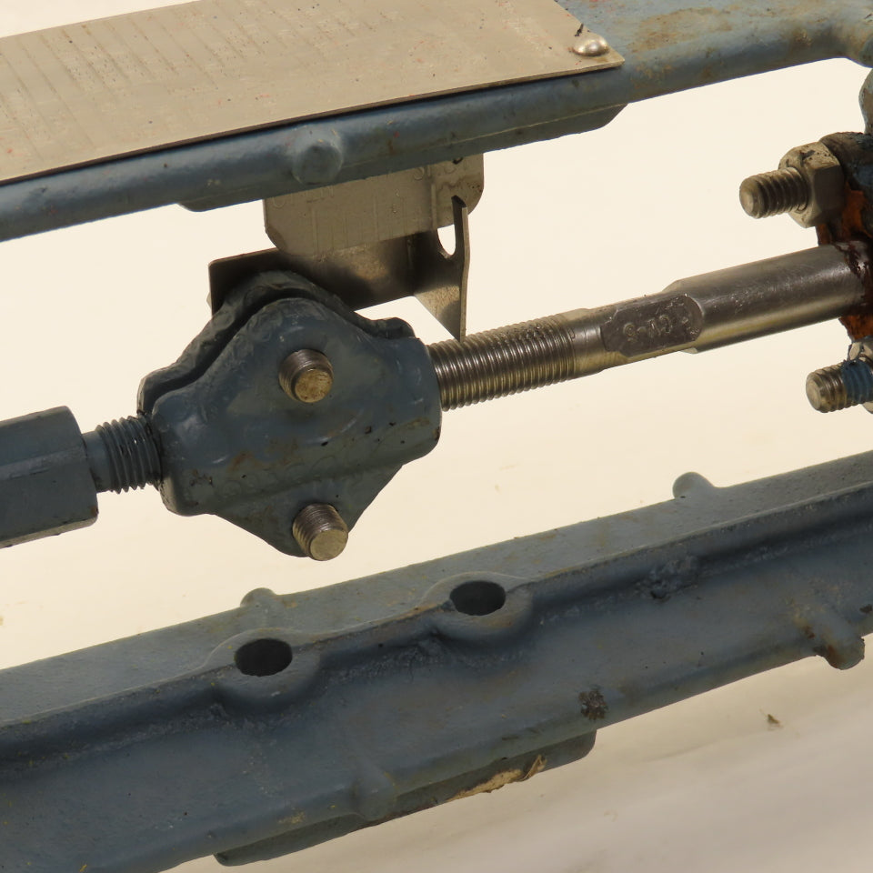 Foxboro V1SF3A5A00L Stabilflo 1" NPT Class 250 Pneumatic Actuator Gate Valve