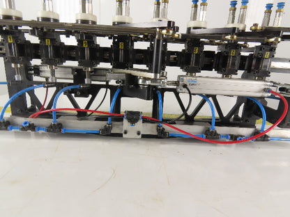 2 Section Rotating 8 Station Vacuum Pick And Place Robot Arm Fixture
