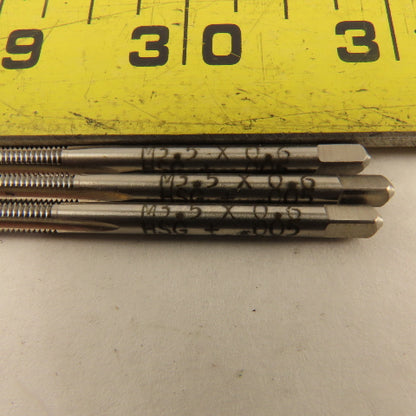 North American M3.5x0.6 Metric Thread 3 Flute Straight Plug Tap Lot Of 3