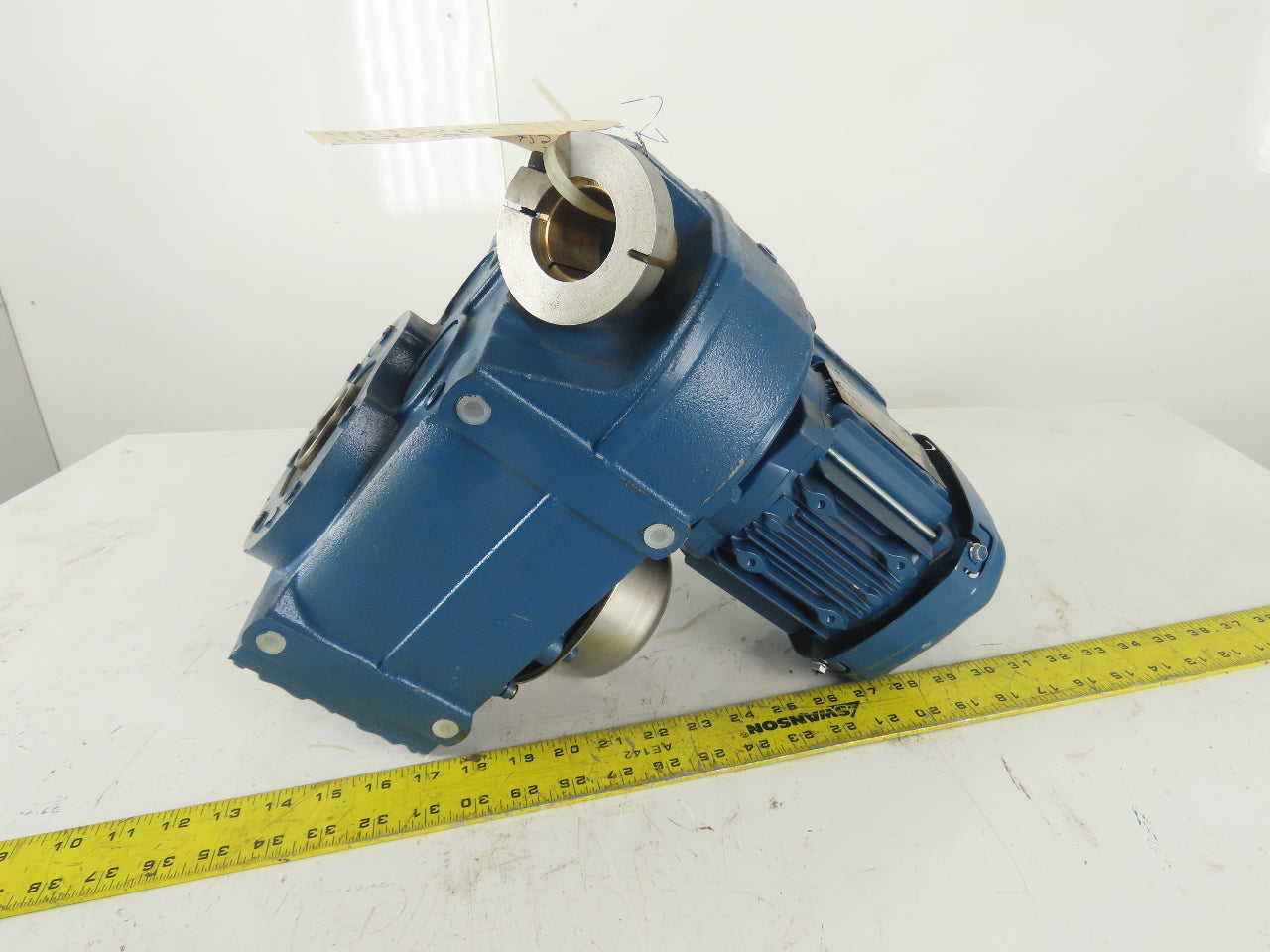 Sew FT57BDRS71S4 199.70:1 Ratio 6.9RPM Output .5Hp 220D/420Y V 50Hz Gear Motor
