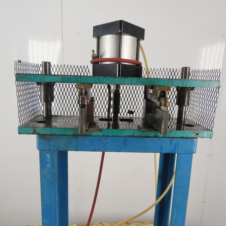 2-1/2" Stroke Pneumatic Air Powered 2 Post Toggle/Punch Press Foot Trip