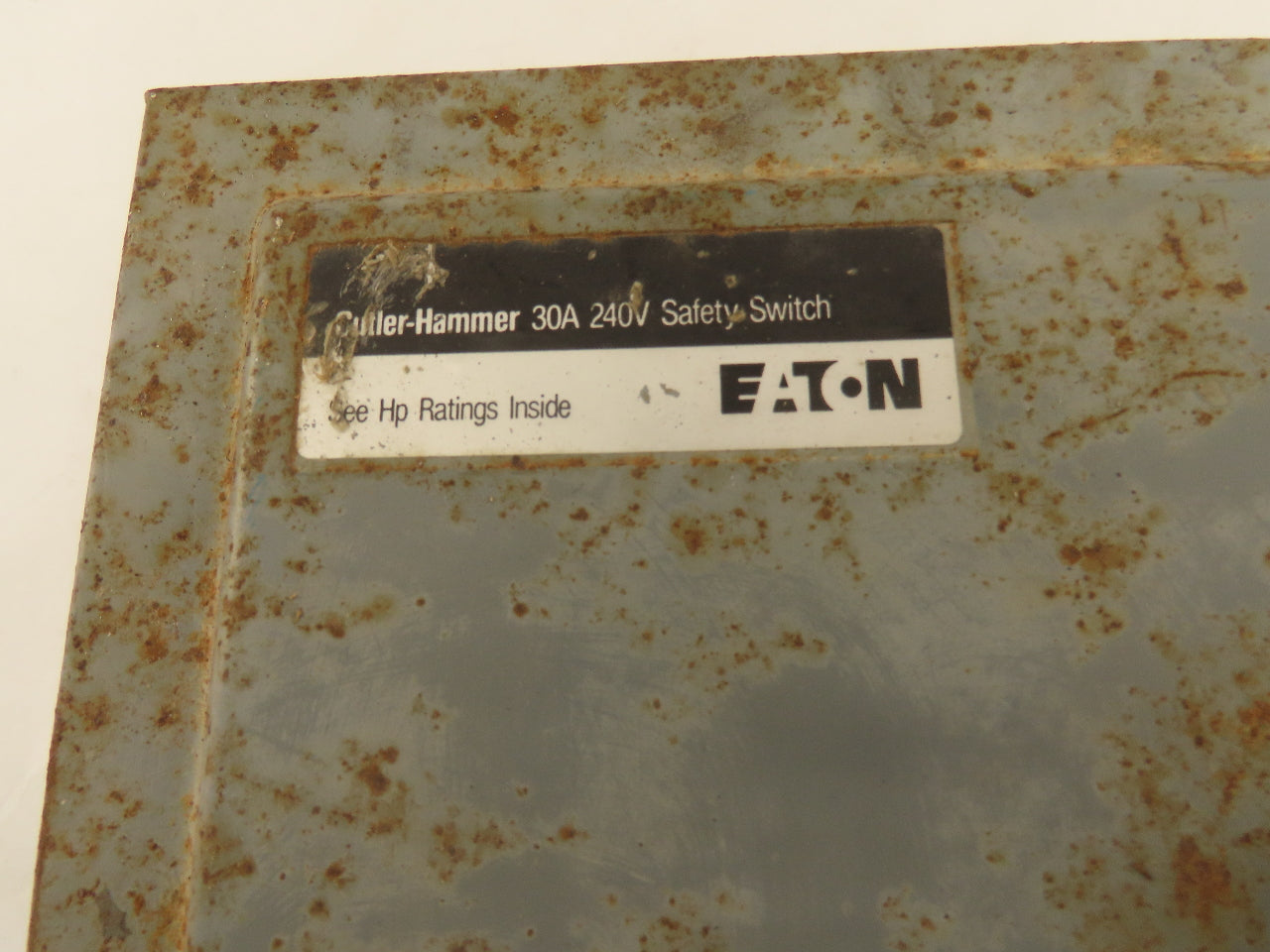 Cutler Hammer DG321NGB 30A 240V Fused Safety Disconnect Switch