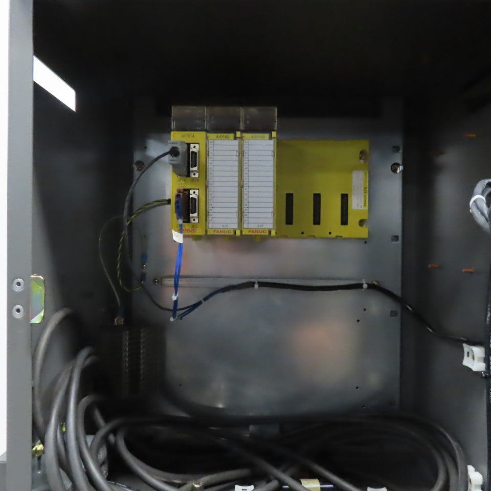 Fanuc A520i 4 Axis Robot Arm W/R-J3 System Controller 480V 3Ph Power Supply