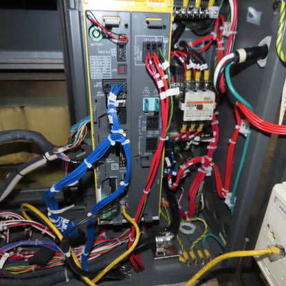 Fanuc A520i 4 Axis Robot Arm W/Controller 480V 3Ph AS IS Parts or Repair