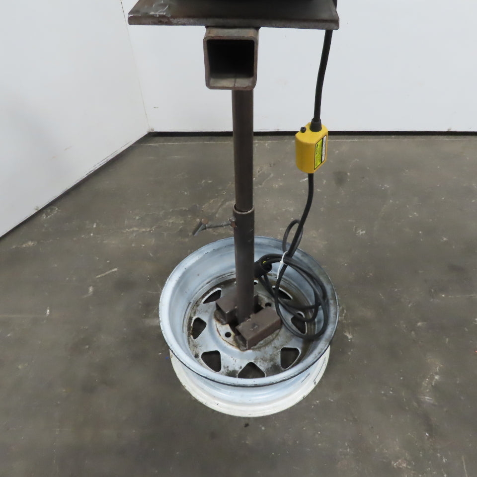Duracraft 60758 8" Bench Grinder 3/4Hp 3450 RPM W/Pedestal Stand 115V