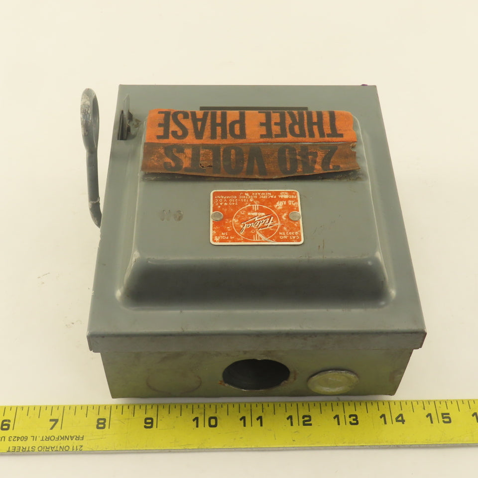 Federal 3332 SN 30A 240V Fused Safety Disconnect Switch 3 PH 3 HP