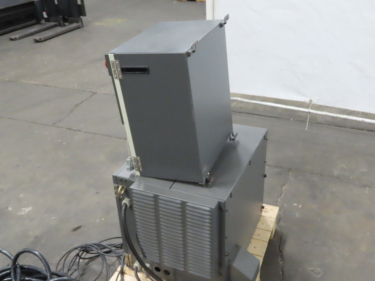Fanuc A05B-2407-B002 A-520i Robot Manipulator Control Assembly 480V Tested