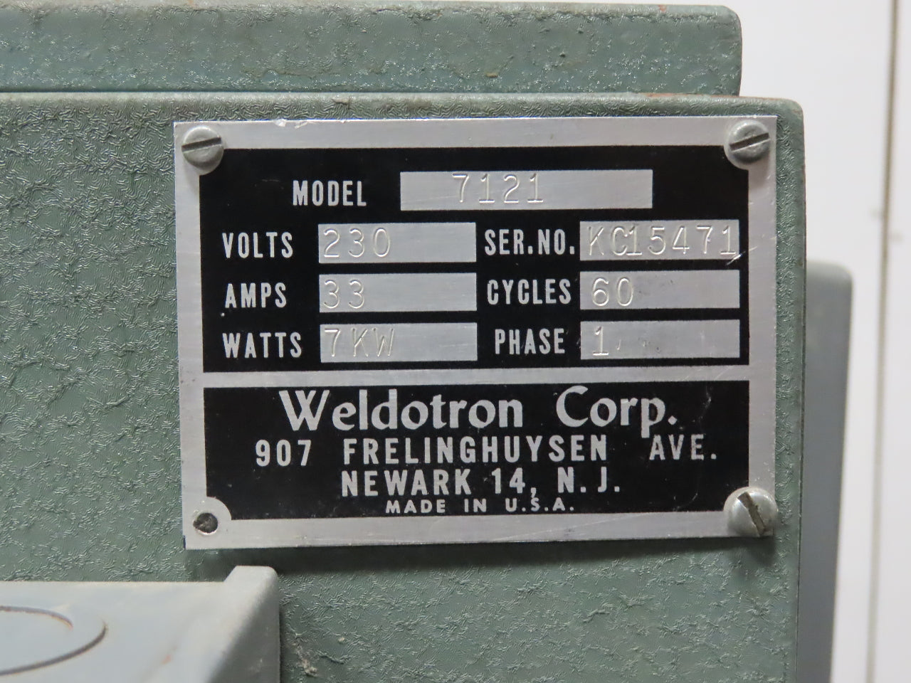 Weldotron Model 7121 230V 1Ph Pass Thru Heat Shrink Packaging Tunnel Conveyor
