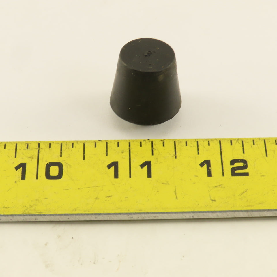 235219 3/8" Spindle Flat Tip Urethane Cap Lot Of 70