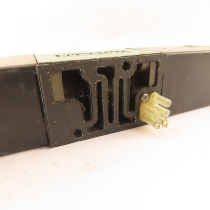 Numatics 081SS600M000061 Pneumatic Directional Valve 5/3 Way Closed Center 24VDC