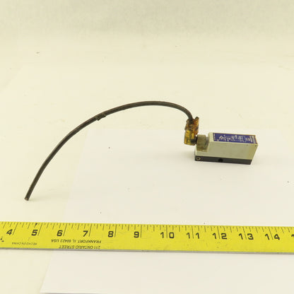 Schneider XULH043539D Photoelectric Sensor 12-24 VDC 200mA 4 Pin Male Connector