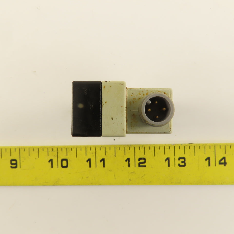 Schneider XULH043539D Photoelectric Sensor 12-24 VDC 200mA 4 Pin Male Connector