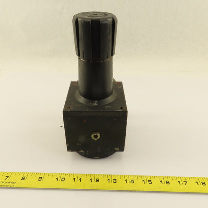 Wilkerson R3908FOGO Pneumatic Regulator " NPT p Max 250psi Temp Max175°