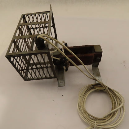 Chromalox PT-512 120V 125W Double Strip Heater Cage Assembly