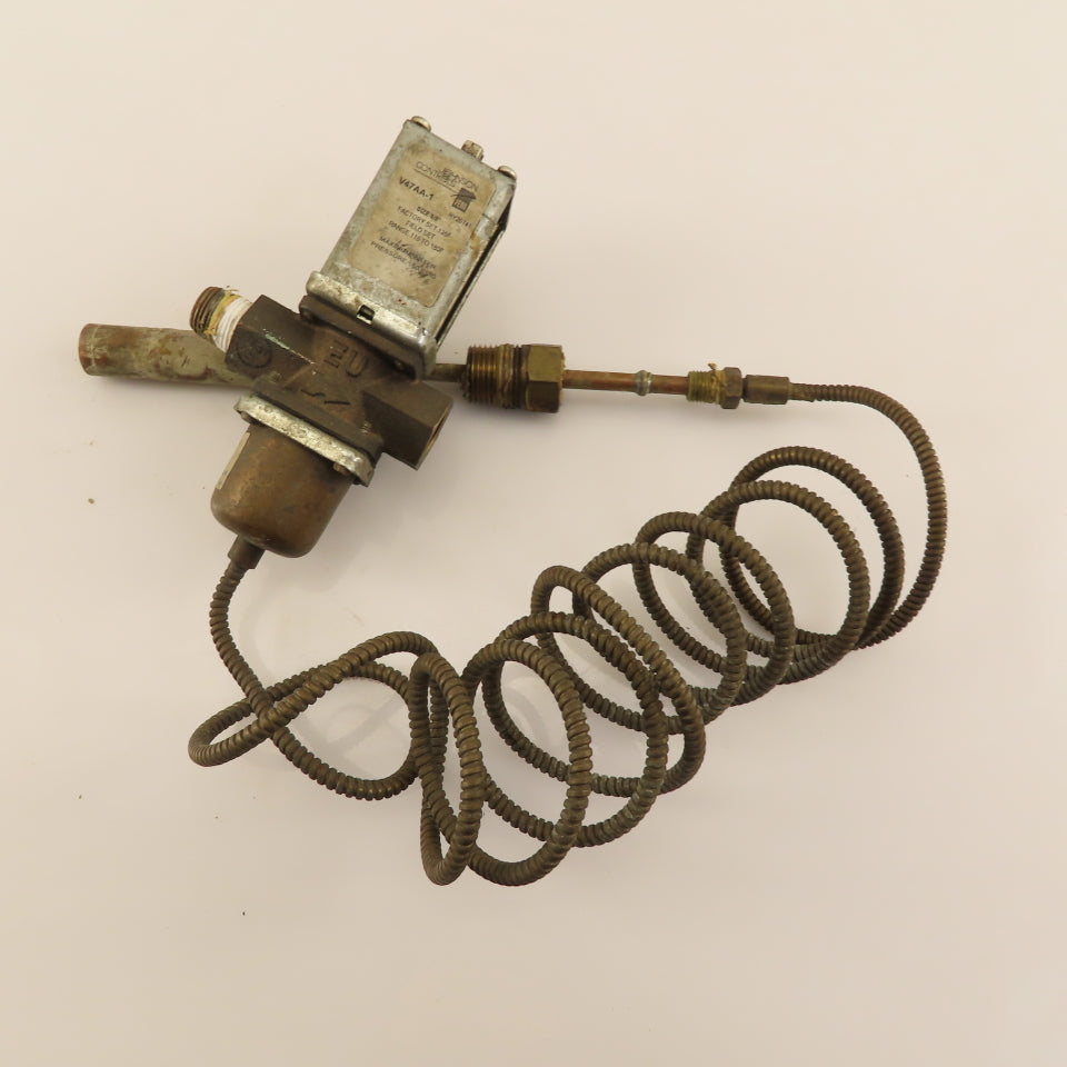 Johnson Controls V47AA-1 3/8" Water Regulating Valve 115-180°F 150 PSI