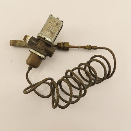 Johnson Controls V47AA-1 3/8" Water Regulating Valve 115-180°F 150 PSI