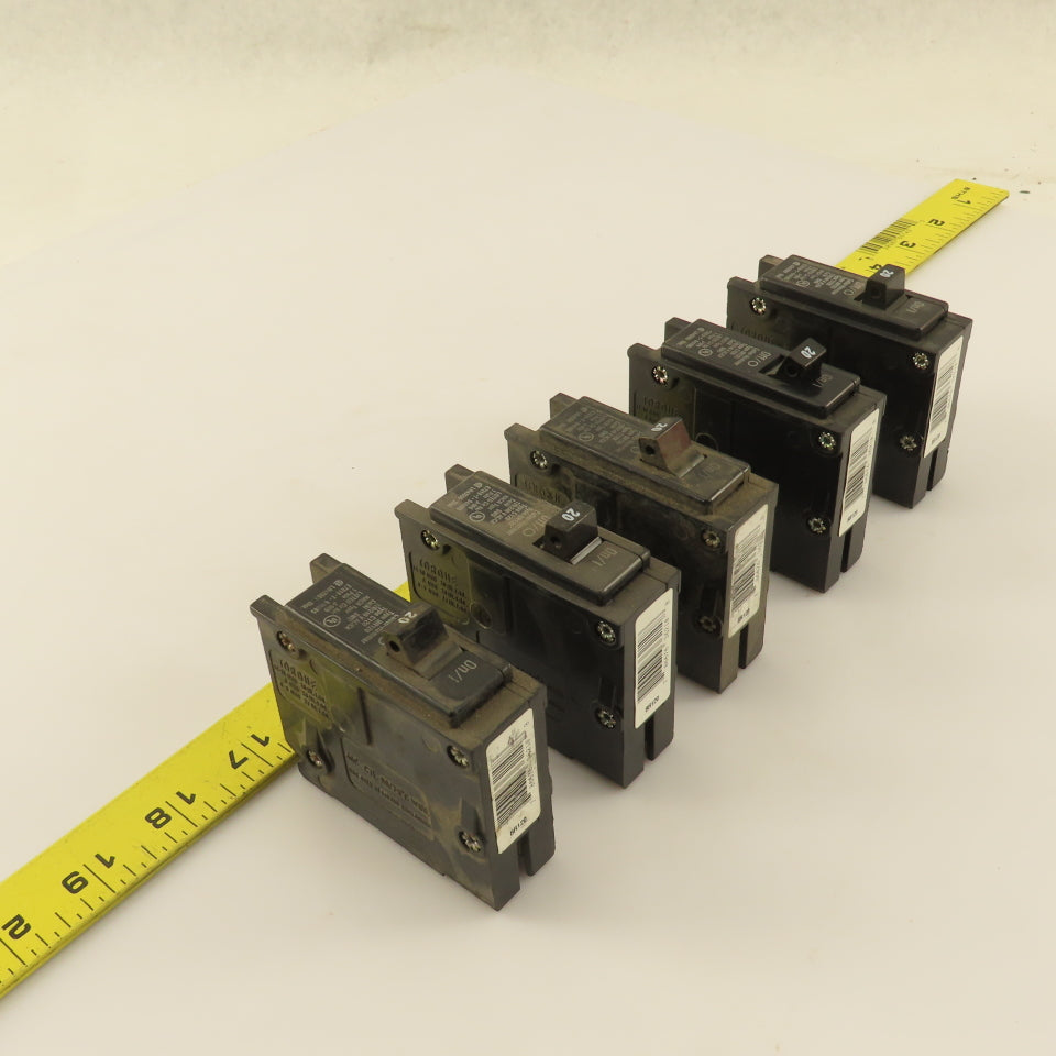 Cutler Hammer BR120 20 Amp Plug On Circuit Breaker 120/240VAC 1 Pole Lot Of 5