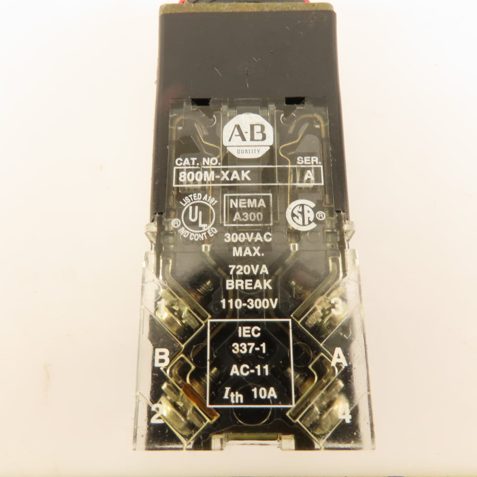 Allen Bradley 800MR-PF16S 300VAC 110/120V Lamp Illuminated RED Push Button