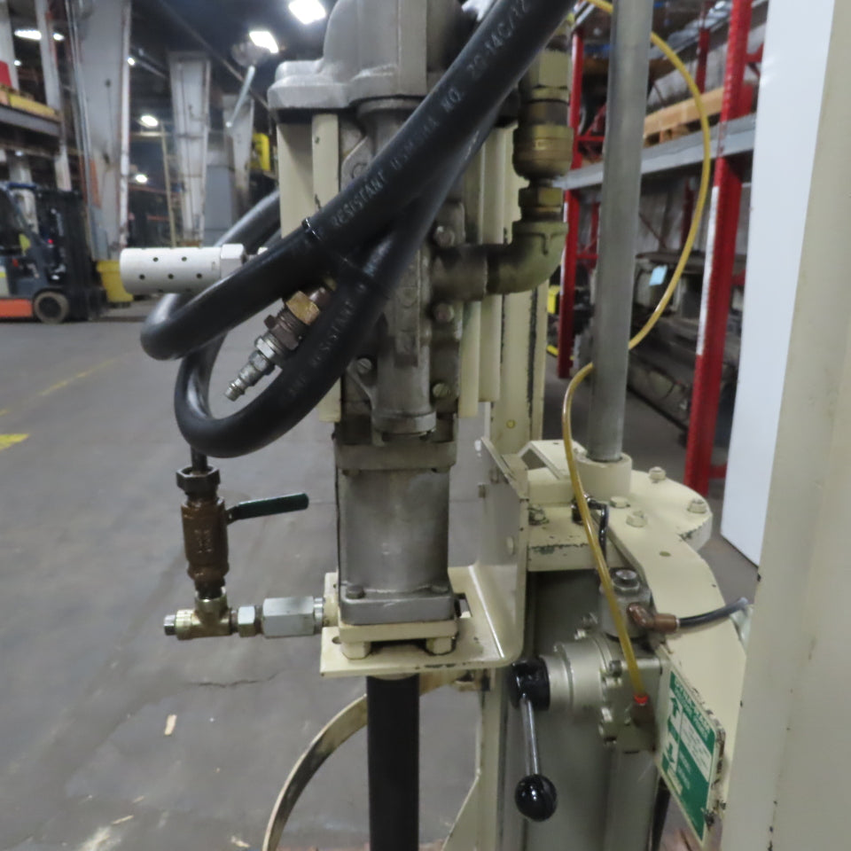 Lincoln Power Master 6 82736 Pneumatic 55 Gal Drum Material Pump 100PSI Max 36:1