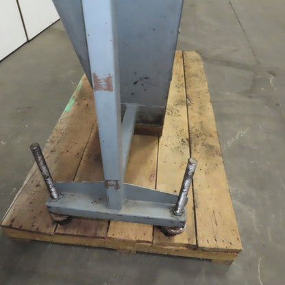 Hennig KMM-0366-00 Incline Chip Conveyor 8" Belt 8FPM 52" to 66" Disch. 220V 3Ph