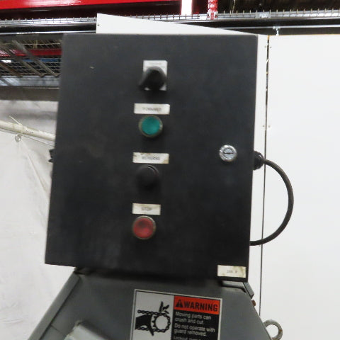 Hennig KMM-0366-00 Incline Chip Conveyor 8" Belt 8FPM 52" to 66" Disch. 220V 3Ph