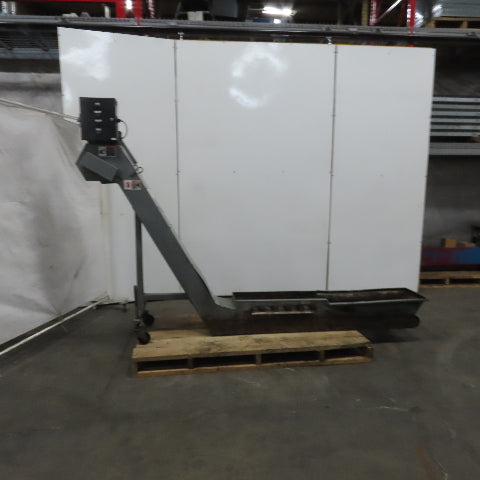 Hennig KMM-0366-00 Incline Chip Conveyor 8" Belt 8FPM 52" to 66" Disch. 220V 3Ph