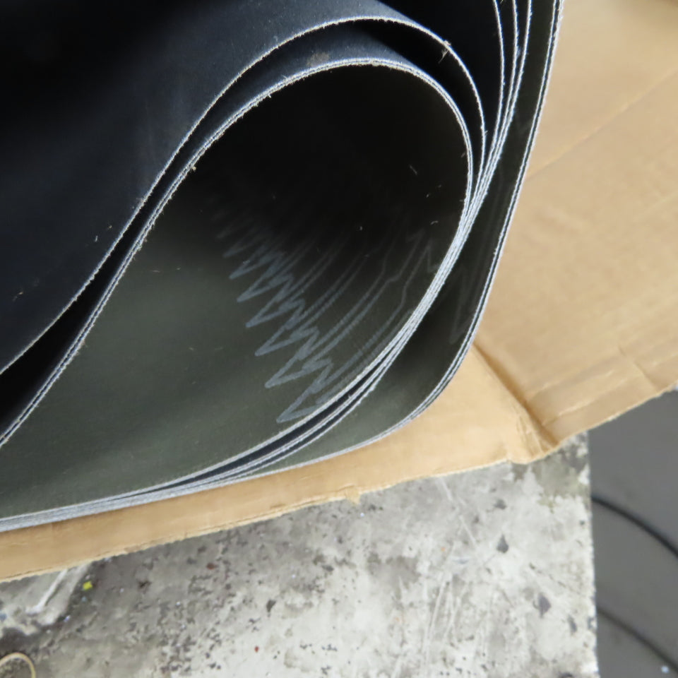 Herms RB 315 YX Silicon Carbide Cloth 240 Grit Sanding Belt 44"x103" Lot of 27