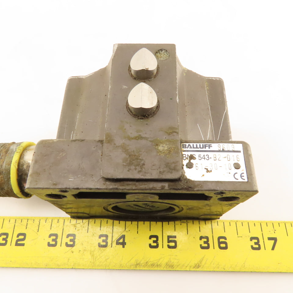 Balluff BNS 543-B2-D16 Plunger Limit Switch 2 Position