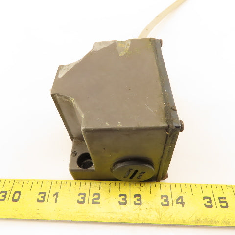 Balluff BNS 543-B2-D16 Plunger Limit Switch 2 Position