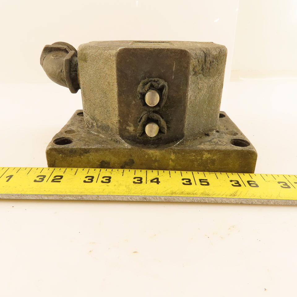 Balluff Style 2 Position Limit Switch 260V 10A