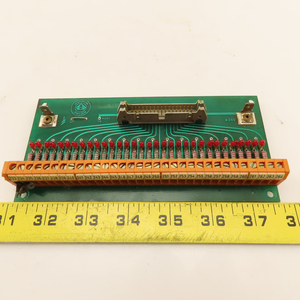 AB Bofors-UVA 75263M 32 Position Ribbon Cable Interface W/ Resistors Indicators