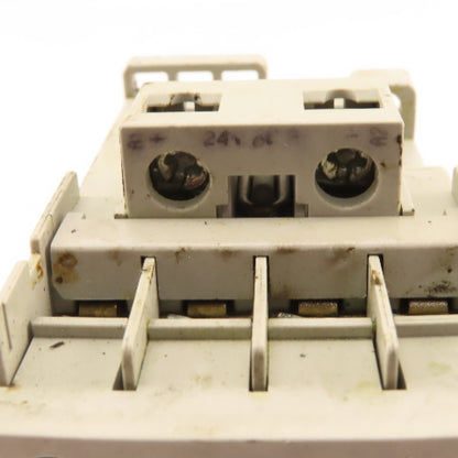 Allen Bradley 100-C09EJ10 Contactor 600VAC 7.5Hp 24VDC Coil
