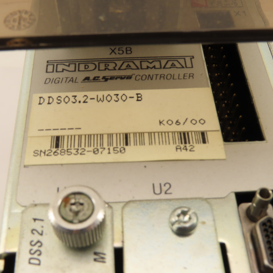 Indramat DDS03.2-W030-BE12-01-FW DDS Drive Controller