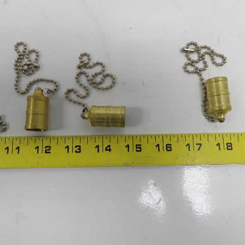 Hansen PDC2HK HK Series 5/8" Hydraulic Plug Dust Cap W/8" Chain Lot of 4