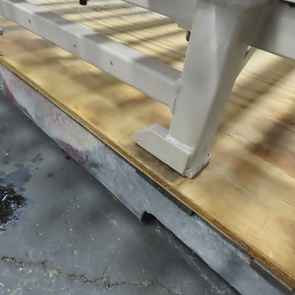52" x 35" Ball Transfer Gravity Roller Box Conveyor Table W/Legs