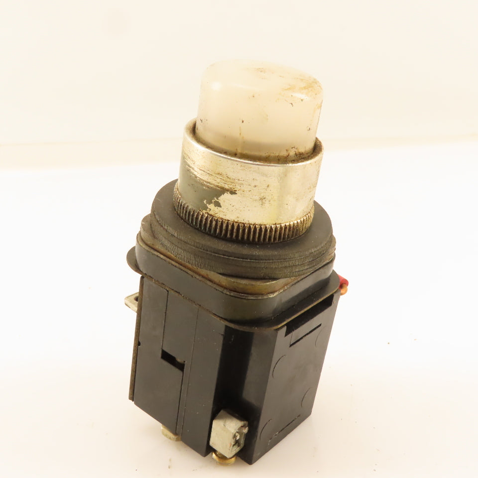 Allen Bradley 800T-PT16 600V Heavy Duty Illuminated Push Button White 120V Lamp