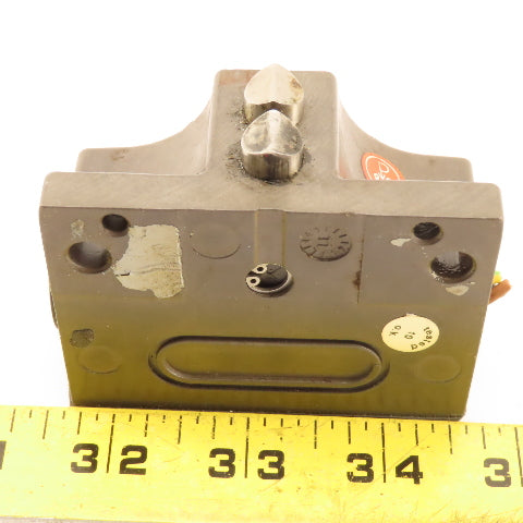 Euchner SN02D12-MC907 230V AC 24V DC 2 Position Chisel Tip Limit Switch