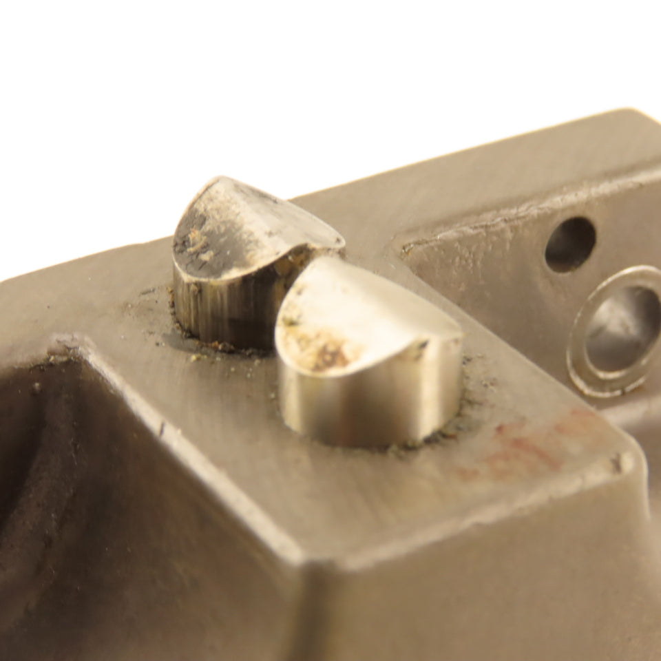 Euchner SN02D12-MC907 230V AC 24V DC 2 Position Chisel Tip Limit Switch