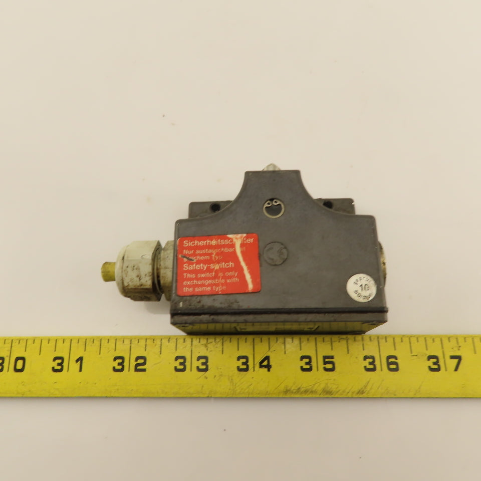 Euchner D12-C907 250VAC  2 Position Chisel Tip Limit Switch