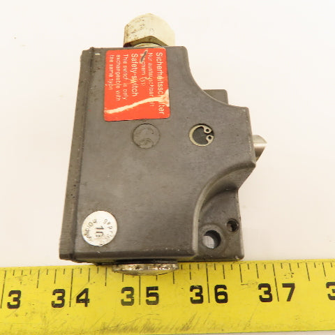 Euchner D12-C907 250VAC  2 Position Chisel Tip Limit Switch