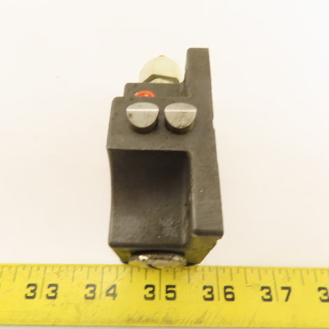 Euchner D12-C907 250VAC  2 Position Chisel Tip Limit Switch