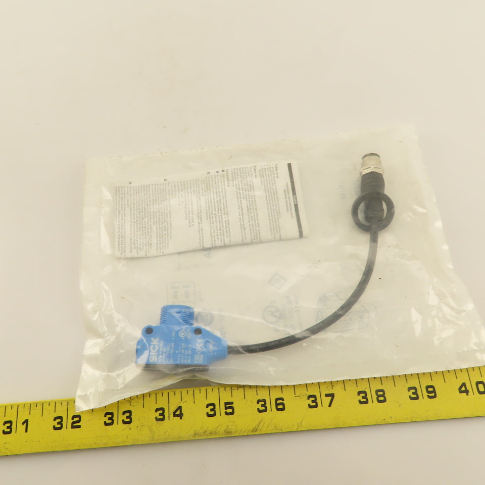 Sick HL18-P4B3BA SureSense Hybrid Photoelectric Sensor 1030VDC